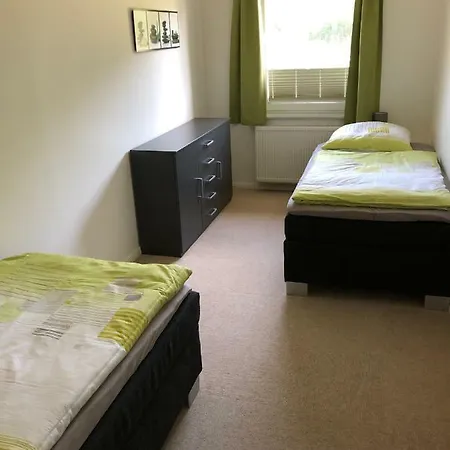 Modernes In Ruhiger Lage, 70qm, 4 Personen アパート