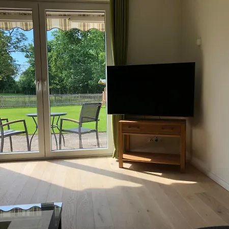 Modernes In Ruhiger Lage, 70qm, 4 Personen * Brietlingen